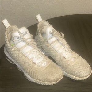 Nike Tan and White Athletic Sneakers with Textured Design